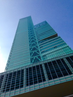 nJX